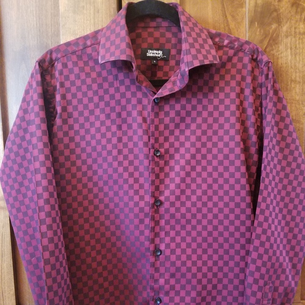 Unsimply Stitched Men's Button-Up Shirt (S) Maroon
